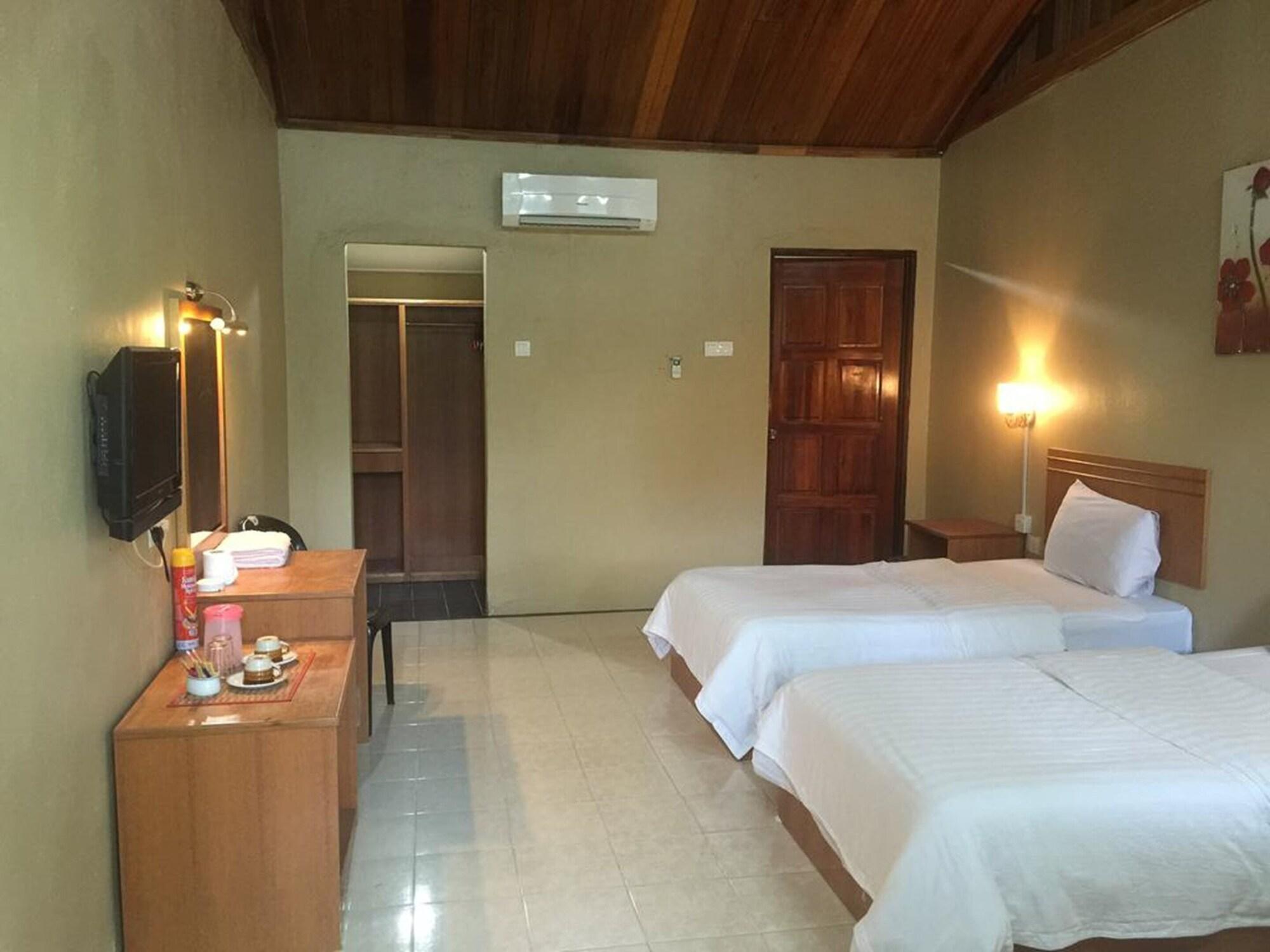 Landcons Hotel & Resort Langkawi Bagian luar foto